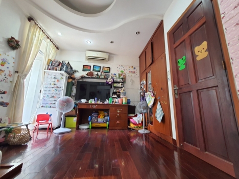 Sót lại những căn cuối cùng đường Lê Thị Riêng, Quận 1