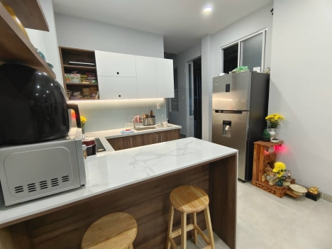 Gấp bán  HXH 2 tầng Tô Ngoc Vân  Q12 44m2 nhỉnh  3. tỷ TL