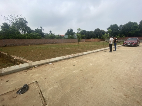 BÁN ĐẤT TÂN XÁ CÁCH KHU CNC HÒA LẠC CHỈ 2KM