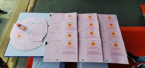 CẦN BÁN ĐẤT NGAY KHU HÀNH CHÍNH THỦ THỪA CÓ SỔ ĐỎ, CÔNG CHỨNG NGAY