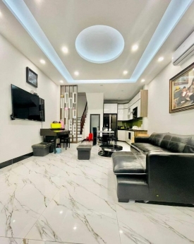 SIÊU PHẨM Thái Thịnh, 7 chỗ đỗ cửa, Kinh Doanh, Ngõ Thông, 2 Thoáng 45Mx6T 5 Tỷ 8