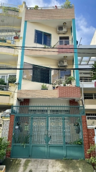 NHÀ MẶT TIỀN KHU PHÂN LÔ RẤT GẦN AEON TÊN LỬA