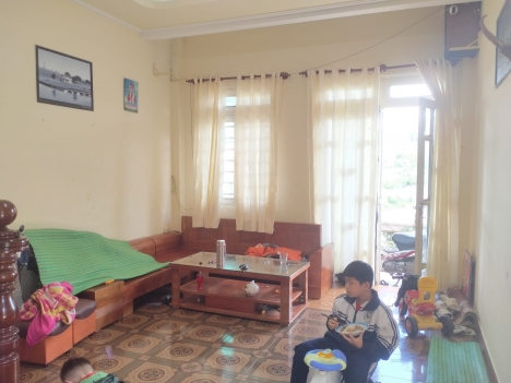 Cần bán gấp nhà giá rẻ view thoáng đường Triệu Việt Vương, Tp.Đà Lạt giá chỉ 2.25 tỷ