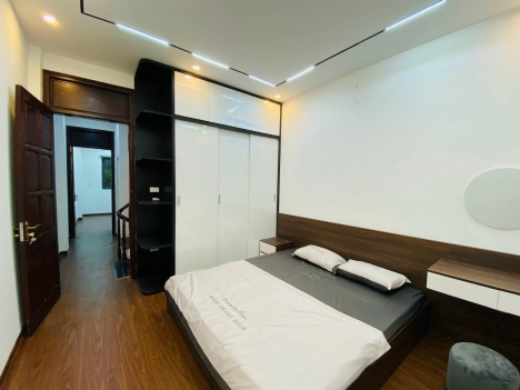 Bán bất chấp giá nhà Xuân Thủy 43m2 lô góc view hồ 3.85 tỷ ngõ tiến sỹ  (gọi ngay 24/24)
