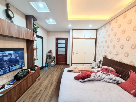 BIỆT THỰ SIÊU ĐỈNH GIẢI PHÓNG- PHÂN LÔ- 2 MẶT NGÕ- THANG MÁY- VIEW VƯỜN HOA THƠ MỘNG- THOÁNG SÁNG-