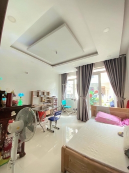 Hẻm xe hơi Phan Đăng Lưu 90m 3lầu 4PN chỉ 8 tỷ5