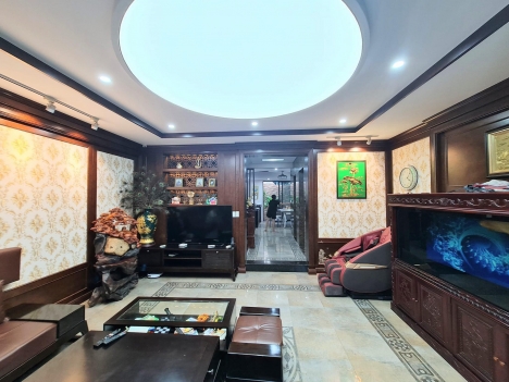 BIỆT THỰ SIÊU ĐỈNH GIẢI PHÓNG- PHÂN LÔ- 2 MẶT NGÕ- THANG MÁY- VIEW VƯỜN HOA THƠ MỘNG- THOÁNG SÁNG-