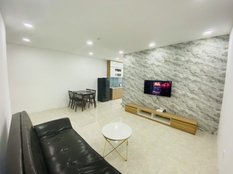 Bán căn hộ 2 phòng ngủ đầy đủ nội thất nằm tại giếng trời giá rẻ tại Mường Thanh 04 Trần Phú.