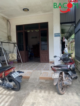 Bán căn nhà c4 hẻm thông oto P. Hiệp Hoà dt 89m2 shr giá chỉ 2ty5 .