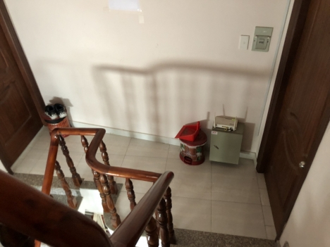 CẦN BÁN NHÀ 3 LẦU SÂN THƯỢNG ĐƯỜNG NGUYỄN THỊ TẦN GIÁ P2Q8