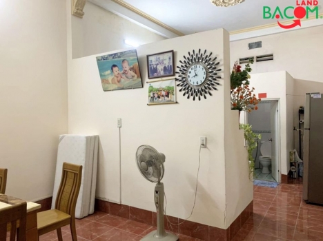 BÁN GẤP NHÀ BIỆT THỰ MI MI , 8 x 17M, KẾ CHỢ LÝ VĂN SÂM, 1T 1 L TAM HIỆP BIÊN HOÀ, CHỈ 8,5 TỶ