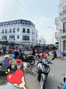 1,2 tỷ SỞ HỮU NHÀ XÂY SẴN - Ngay Mặt Tiền Chờ - Cách Cần Thơ 25km