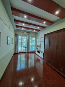 Cần Bán Gấp nhà Mỹ Đình Kinh Doanh Nhà mới Dt 42m2 6t thang máy giá 6,8 tỷ có thương lượng