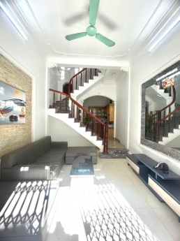 BÁN NHÀ NGUYỄN ĐỨC CẢNH CHỈ 85TR/1M2, NGÕ THÔNG
