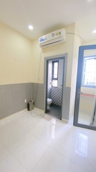 5 tầng BTCT – 8 phòng cho thuê 20 triệu/ tháng- 2 mặt hẻm- ngang 4.2m- CN đủ 46m2m chỉ 5.8 tỷ TL.