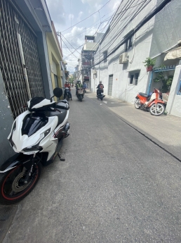 Quận 11 Hẻm xe tải thông, kinh doanh Nở hậu 141m2(3,9x29m nở hậu 7,9m) Nhà nát tiện xây mới. Chỉ