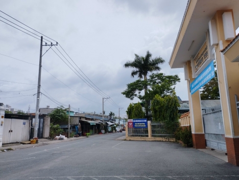 Bán nhà 78m ngang 5 gần UNBD phường Trường Thọ đường trước nha 12 m hoàn công