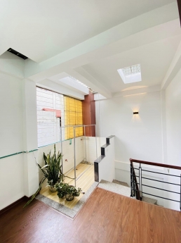 Trung tâm Thanh Xuân Hoàng Đạo Thành, Nguyễn Xiển, 36m2 x 5T, SĐCC, Mới Đẹp, ở sướng