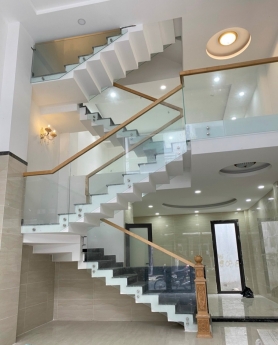 Nhà Mới Xây 2 mặt tiền sông Vàm Thuật,Thạnh Xuân quận 12 giá 2,2 tỷ
