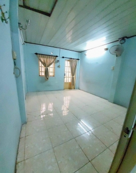 Âu Cơ, Q11 - 2 tầng - Nở hậu chữ L- Hẻm 3.5m - cách hẻm xe tải chỉ 5m- gần 30m2 giá 3.55 tỷ TL