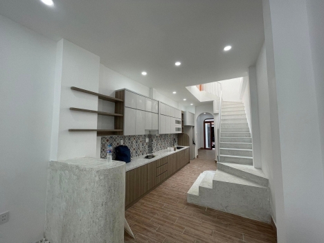 BÁN NHÀ Hoàng Văn Thụ 46m2 NHÀ 2T GIÁ 5.95 tỷ quận Tân Bình  KHU VÍP TÂN BÌNH - Ô TÔ GẦN VÀO NHÀ .