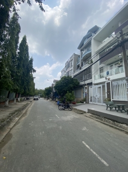 Bán nhà mặt tiền nội bộ công viên xanh Bình Tân - 80m2 - 3TẦNG - 9Tỷ