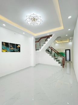 BÁN NHÀ HXHQUẬN 10 - HẺM XE HƠI - NHÀ MỚI XINH VÀO Ở NGAY - 3 PHÒNG NGỦ - HẺM SẠCH ĐẸP -44M2- NGANG