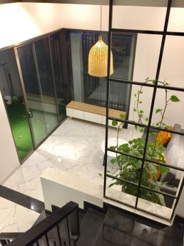 Mặt tiền 3 tầng Nguyễn Phước Nguyên kinh doanh tốt