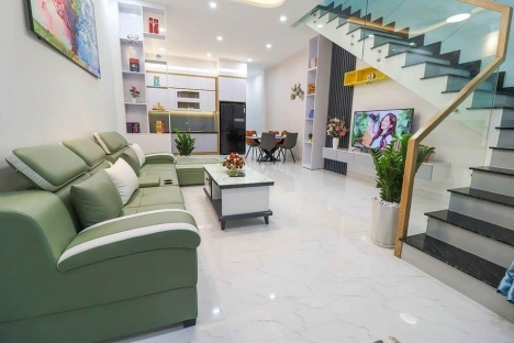 Bán nhà đường Yên Phúc, Văn Quán 70 m2, Mt 5md Giá 6 tỷ xe hơi đổ cửa