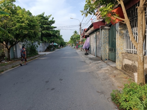 còn lô duy nhất mặt đường chợ quyết tiến 2 giá 20 trm