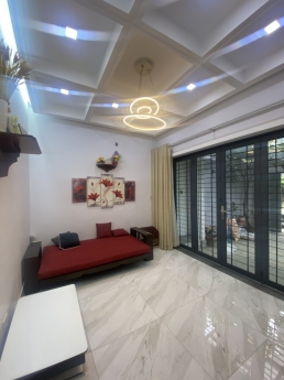 Biệt thự mini, 3PN, 140m2, full thổ cư, Ô tô vào nhà, Tô Ngọc Vân, chỉ 9 tỷ 5