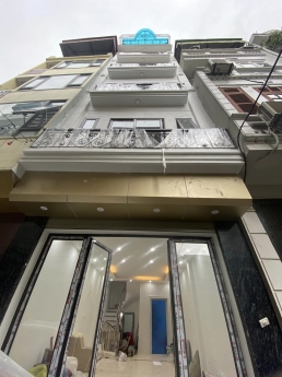 Nguyễn Chính, Tân Mai THANG MÁY GARA 6 TẦNG Thông sàn 7.6 Tỷ