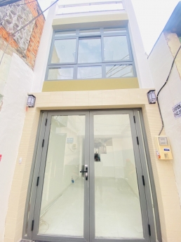 Bán gấp....NHÀ MỚI TINH, NGAY NGÃ 4 BẢY HIỀN.
3 TẦNG, giá tốt.