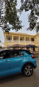 Bán nhà cạnh KĐT Đô Nghĩa 40m2 4T chỉ hơn 2tỷ lô góc ô tô tránh ở sướng.