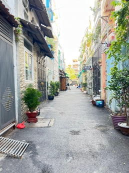 Gấp bán 3 tầng Lê Văn Thọ P9 Go Vấp 32m2 nhỉnh 3 tỷ TL