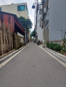 Bán nhà C4 Đức Giang Long Biên_70 m2_mt 4,6 m_ô tô_5,9 tỷ