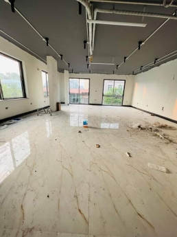 CẦN BÁN GẤP TÒA NHÀ MẶT PHỐ HOÀNG CẦU 8 TẦNG THANG MÁY 63M2,, CBIR HƠN 30TY.