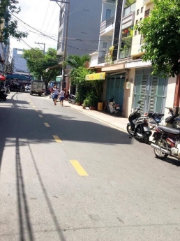 Bán nhà mặt tiền Ca Văn Thỉnh - sát bên khu Bàu Cát, DT 160m2, 3 tầng giá 23.8 tỷ.