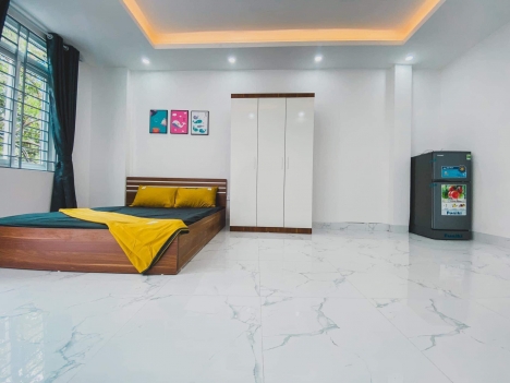 CHÍNH CHỦ BÁN GẤP NHÀ -PHỐ CHÙA LÁNG -ĐỐNG ĐA -5 TẦNG 50 M2 MẶT TIỀN 4.5M-FULL  NỘI THẤT -NHỈNH 5 TỶ