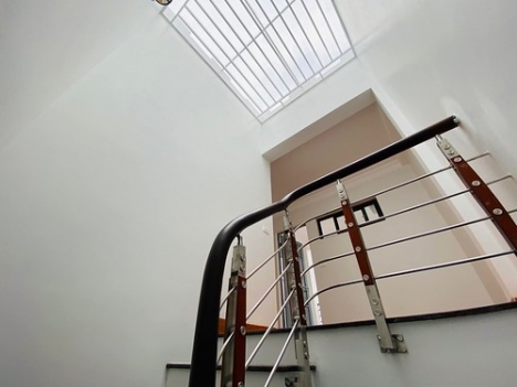 Chỉ hơn 2  tỉ có căn nhà nhỏ nhỏ xinh ngay trung tâm Q Tân Bình Phường 4 2PN