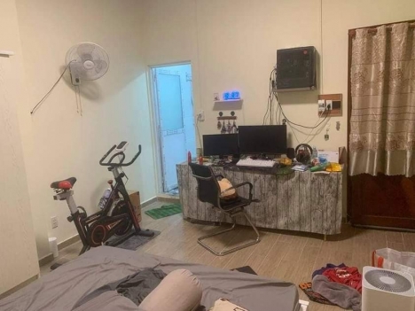 Bán nhà mặt tiền Ca Văn Thỉnh - sát bên khu Bàu Cát, DT 160m2, 3 tầng giá 23.8 tỷ.