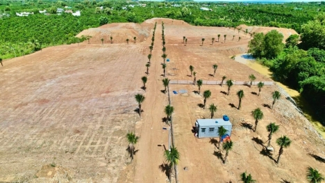 NHÀ KẸT TIỀN - MUỐN BÁN GẤP 2 SÀO ĐẤT DIỆN TÍCH 20 & 36M MẶT TIỀN VIEW HỒ TRỊ AN - ĐỒNG NAI