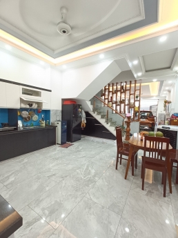 Nhà mới ở ngay Hoàng Hoa Thám 94m2 - ngang 5m1Tr2L 4PN Hẻm ôtô giá 7 tỷ5