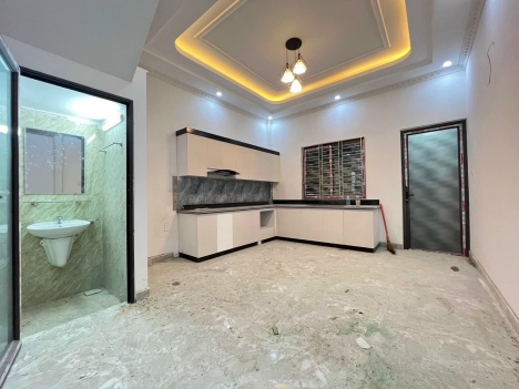 DÃY 8 CĂN NHÀ CAO CẤP 4TẦNG MẶT NGÕ Ngô Gia Tự_Phố Tây Văn Cao