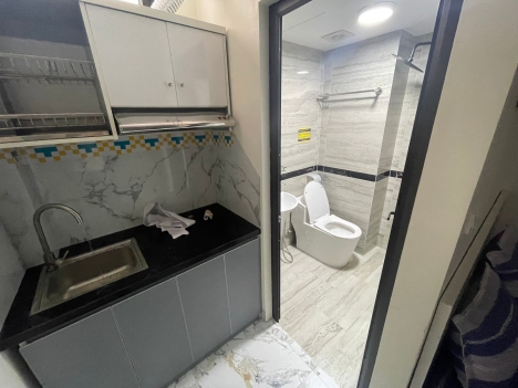 Bán nhà 7 Tầng, dòng tiền 840 triệu năm, 70m2, thang máy cao cấp, Quan Hoa, 9.7 tỷ