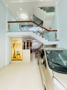 NHA ĐẸP VÀO Ở NGAY - ÔTÔ NGỦ NHÀ. CÁCH VINCOM PHAN VĂN TRỊ 500m. 3 TẦNG 50m2 CHỈ 7.85 TỶ.