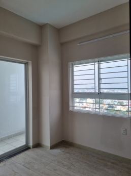 Cần bán gấp căn hộ góc DT 61m2 2PN giá 1,82 tỷ bao thuế phí tại Blue Sky Tower Bình Trưng Đông