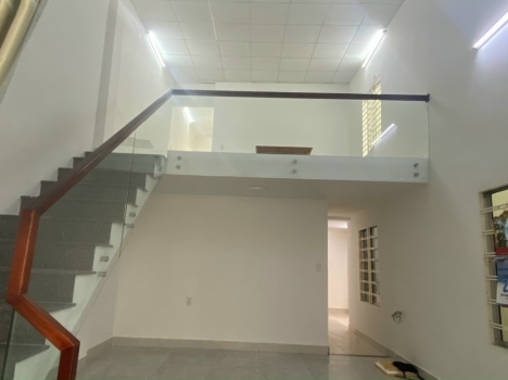 Giá bay trong ngày, nhà riêng 2 tầng ở ngay, Kiệt OTO 2/9, Hải Châu 100m2 nhỉnh 4 tỷ