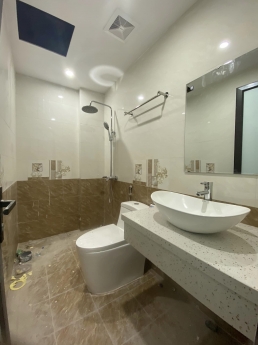 Nguyễn Chính, Tân Mai THANG MÁY GARA 6 TẦNG Thông sàn 7.6 Tỷ