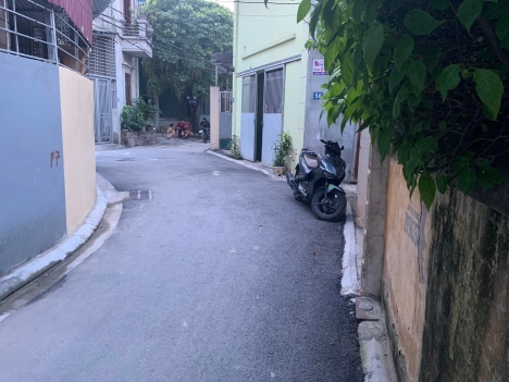 Bán nhà C4 Đức Giang Long Biên_70 m2_mt 4,6 m_ô tô_5,9 tỷ